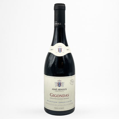 Bouteille de Gigondas Sélection Parcellaire 2017 Aimé Arnoux, vin rouge, vue de face sur fond blanc