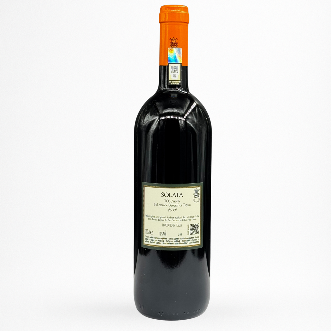 Contre etiquette bouteille de vin Antinori Solaia 2019 en IGT Toscana sur fond blanc