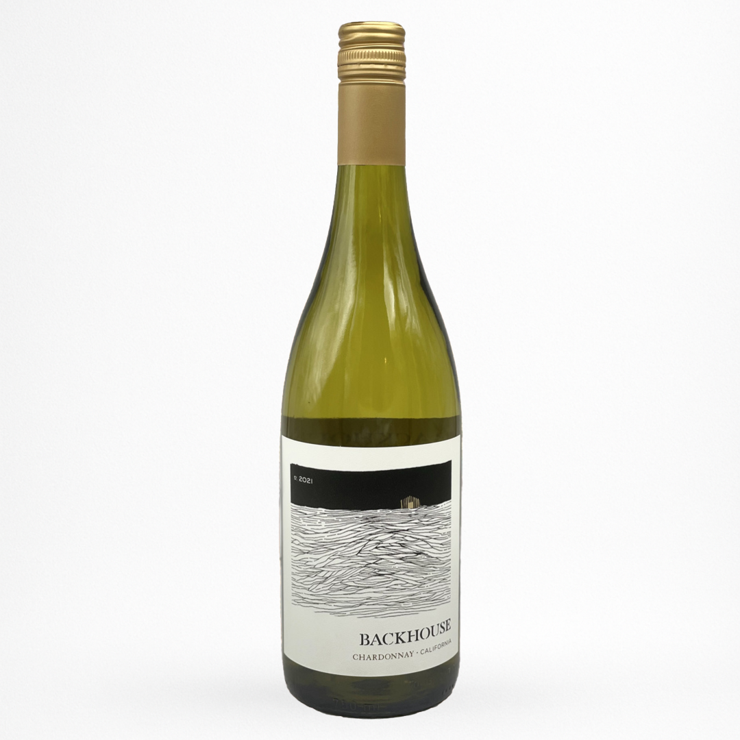 Bouteille de Chardonnay Backhouse, Californie, vin blanc des États-Unis, vue de face sur fond blanc