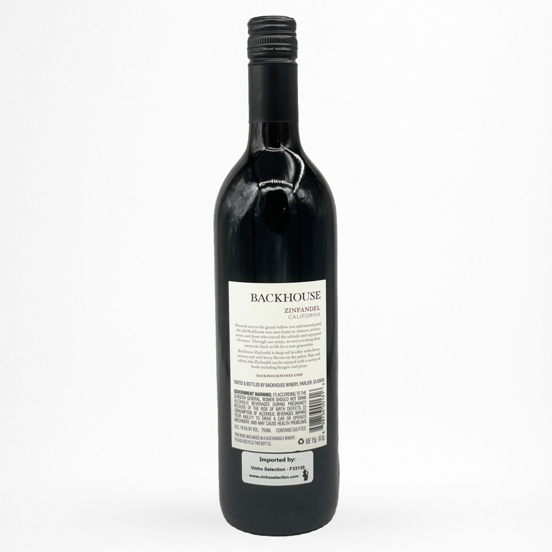 Bouteille de Zinfandel Backhouse, Californie, vin rouge des États-Unis, contre etiquette sur fond blanc