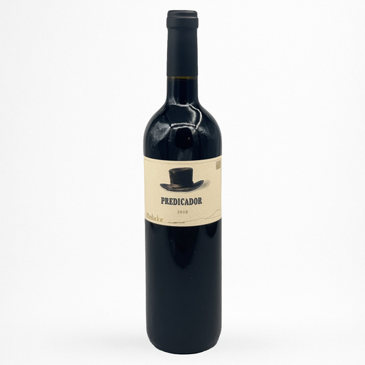 Bouteille de Predicador Bodega Contador, Rioja, vin rouge d’Espagne, vue de face sur fond blanc