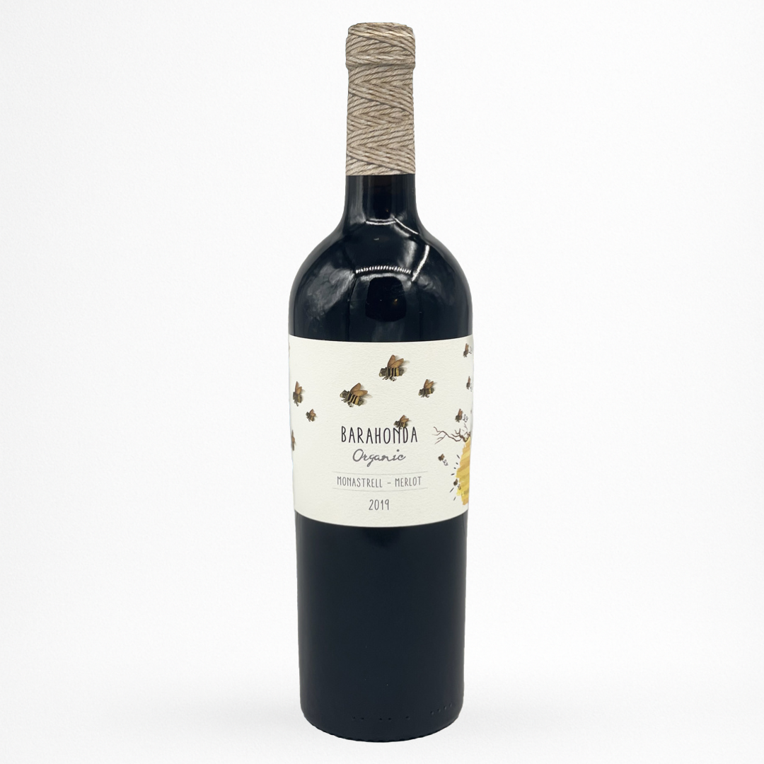 Bouteille de Barahonda Organic 2019 Bodegas Barahonda, Yecla, vin rouge d’Espagne, vue de face sur fond blanc