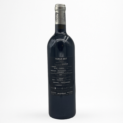 Bouteille de Torus Brumont, Madiran, vin rouge, contre etiquette sur fond blanc