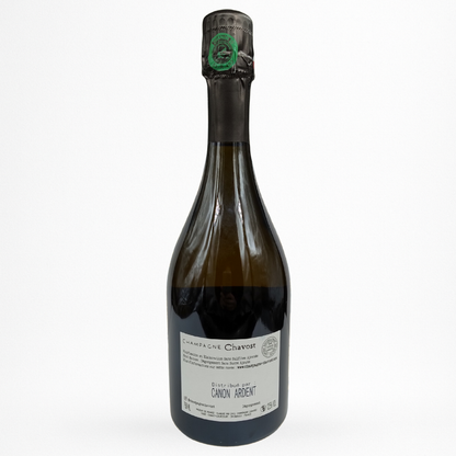 Bouteille de Blanc Assemblage NV Champagne Chavost, Champagne, vin effervescent blanc, contre etiquette sur fond blanc