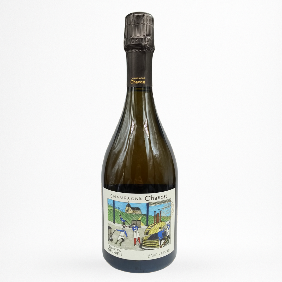 Bouteille de Blanc de Meunier NV Champagne Chavost, Champagne, vin effervescent blanc, vue de face sur fond blanc