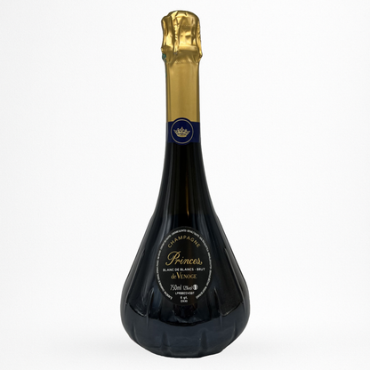 Bouteille de Princes Blanc de Blancs NV Champagne De Venoge, Champagne, vin effervescent blanc, contre etiquette sur fond blanc