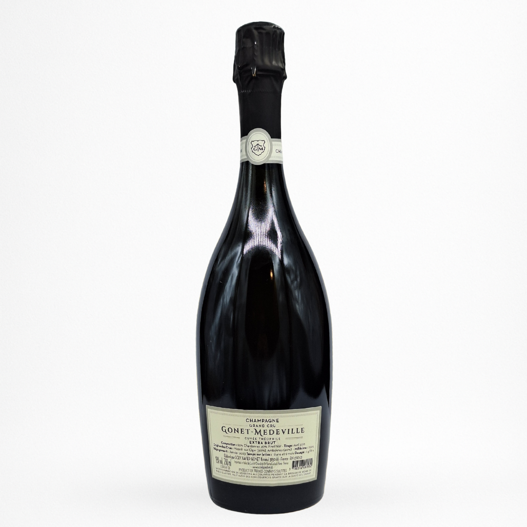 Bouteille de La Cuvée Théophile Extra-Brut 2009 Champagne Gonet-Medeville, Grand Cru, vin effervescent blanc, contre etiquette sur fond blanc