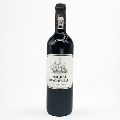 Bouteille d’Amiral de Beychevelle 2014 – Saint-Julien (Château Beychevelle), prise de face sur fond blanc, étiquette illustrée d’un navire