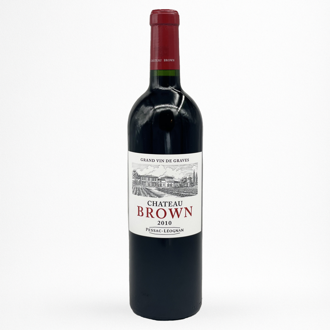 Château Brown 2010 Pessac-Léognan – photo bouteille de vin rouge Bordeaux (Grand Vin de Graves) sur fond blanc