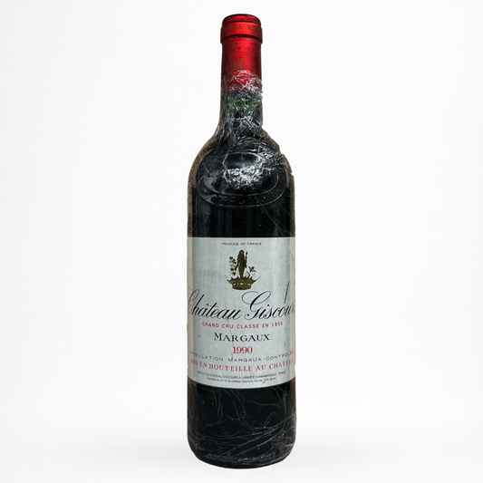 Château Giscours 1990 – Margaux (Grand Cru Classé 1855), vin rouge de Bordeaux, bouteille ancienne packshot sur fond blanc