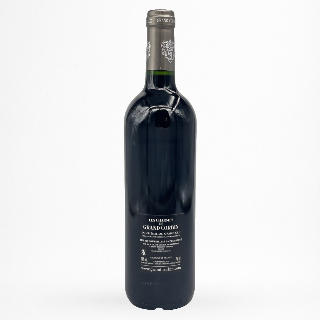 Contre etiquette de vin Château Grand Corbin Les Charmes de Grand Corbin 2018 en Saint-Emilion Grand Cru sur fond blanc