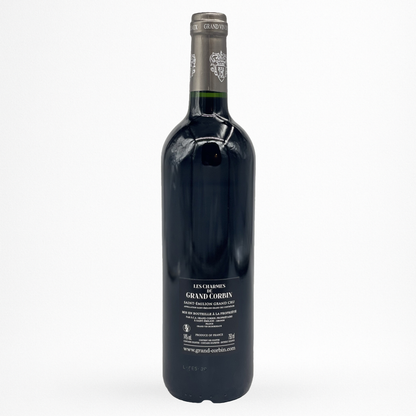 Contre etiquette de vin Château Grand Corbin Les Charmes de Grand Corbin 2018 en Saint-Emilion Grand Cru sur fond blanc
