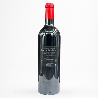 Château Haut-Bailly – Pessac-Léognan (Bordeaux), vin rouge, bouteille 75 cl sur fond blanc