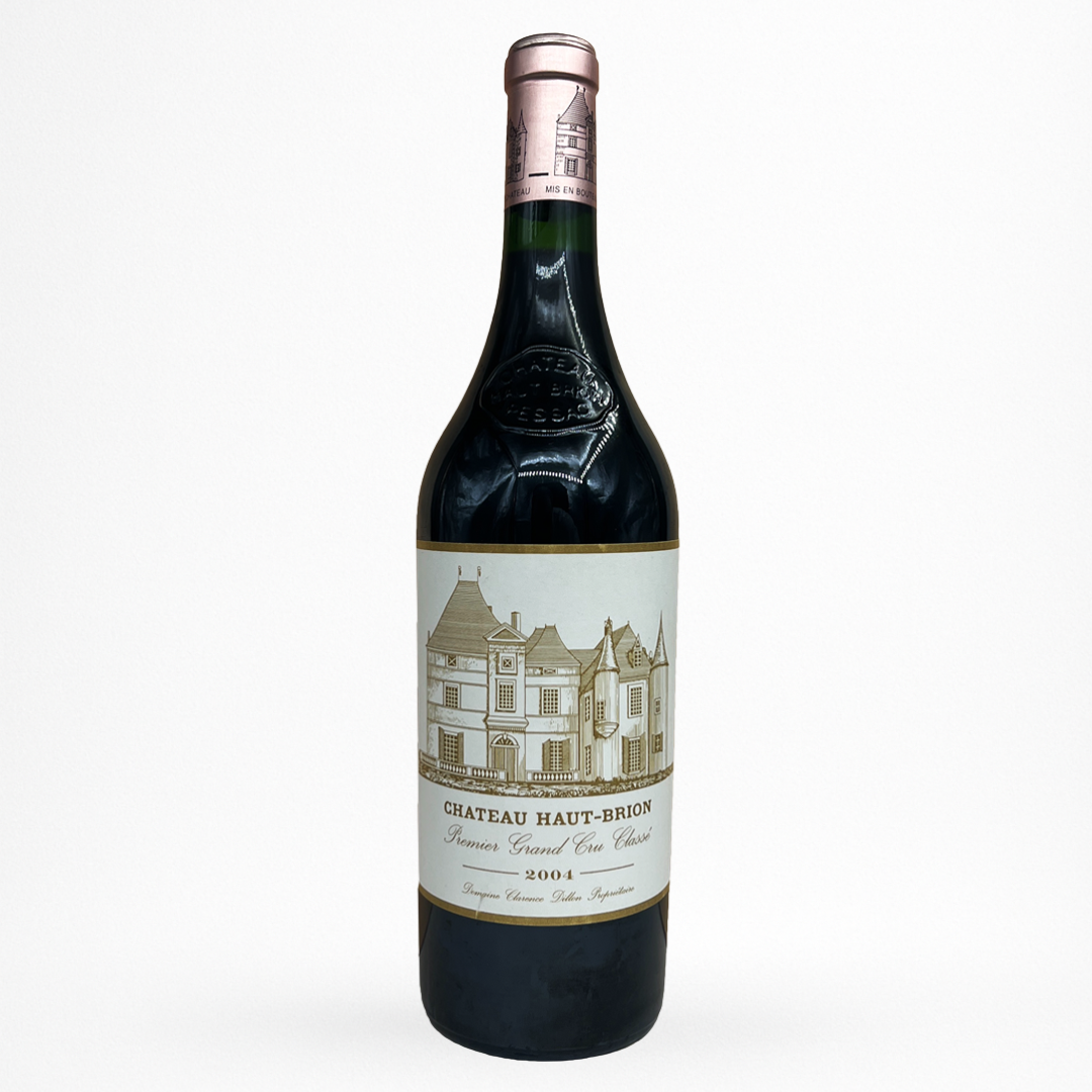 Château Haut-Brion 2004 – Pessac-Léognan, Premier Grand Cru Classé de Bordeaux, vin rouge, bouteille packshot sur fond blanc