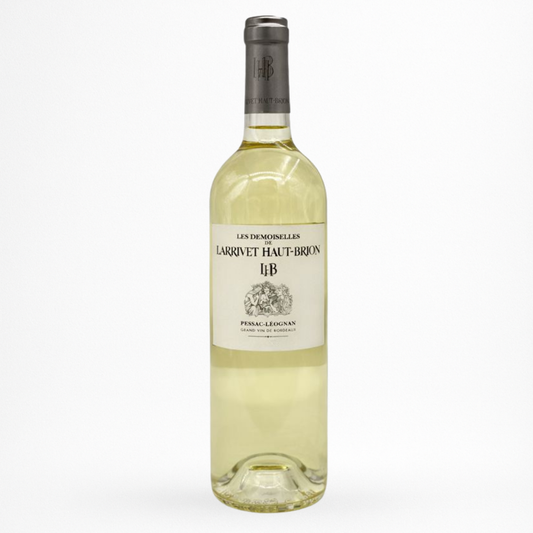 Château Larrivet Haut-Brion – Les Demoiselles Blanc 2021, Pessac-Léognan ; bouteille de vin blanc en packshot sur fond blanc avec étiquette crème