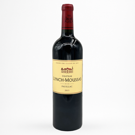 Château Lynch-Moussas 2015 – Pauillac AOC (Grand Cru Classé 1855), vin rouge de Bordeaux, bouteille 75 cl, capsule rouge bordeaux, packshot sur fond blanc.
