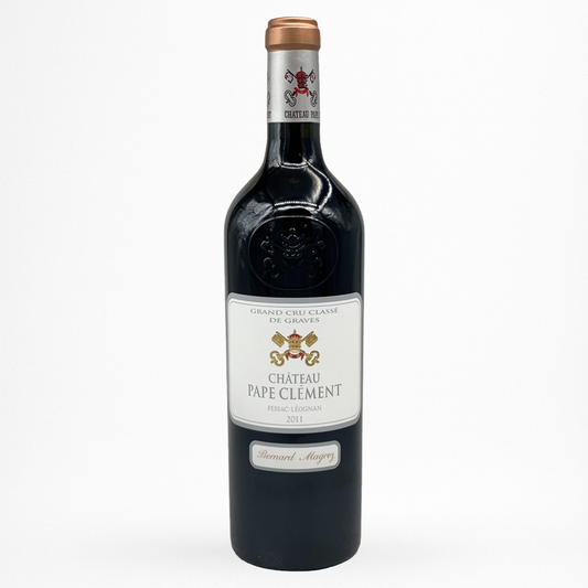 Bouteille de vin Château Pape Clément 2011 – vin rouge – AOC Pessac-Léognan – Grand Cru Classé de Graves