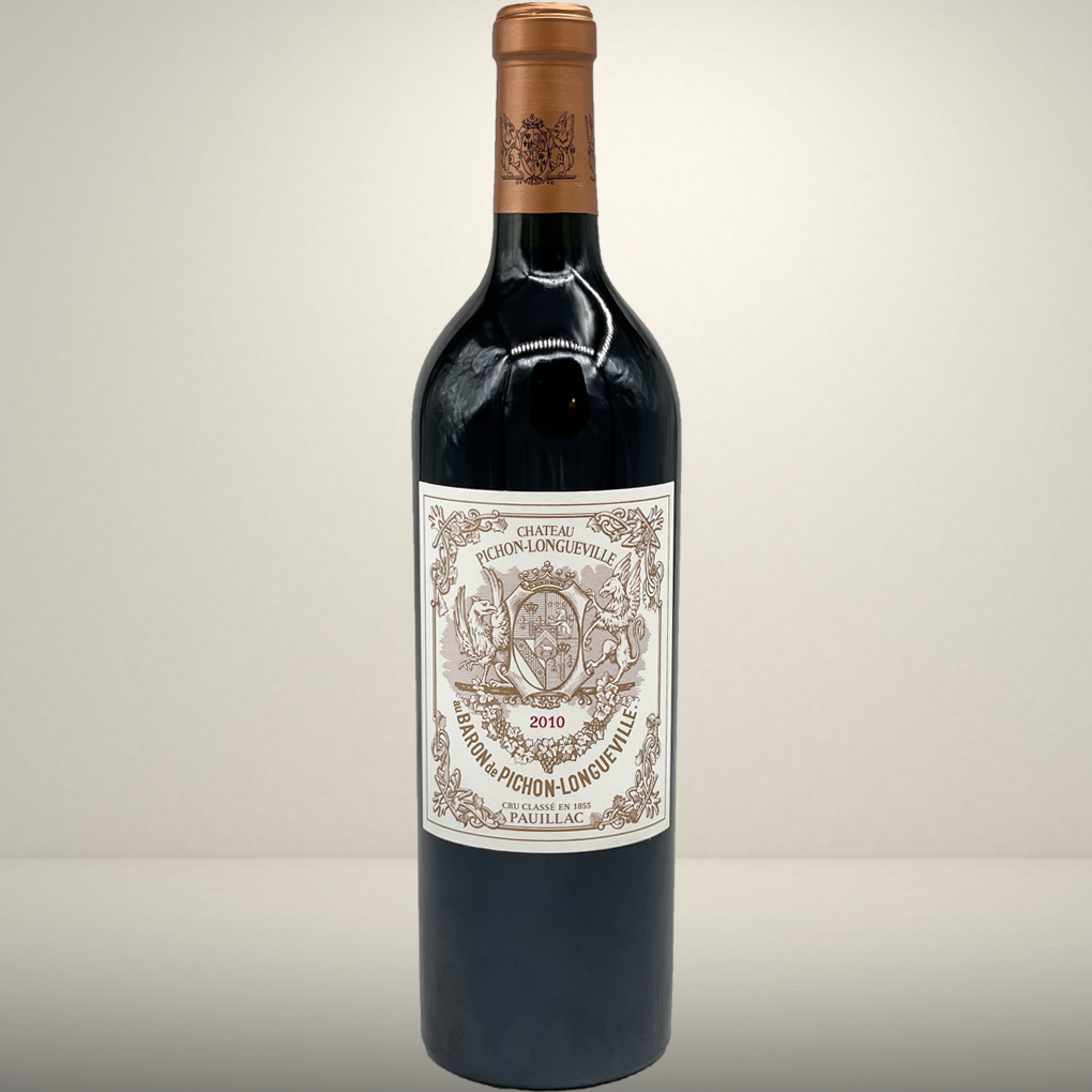 Château Pichon-Longueville 2010 – Pauillac AOC, Grand Cru Classé, vin rouge de Bordeaux, bouteille 75 cl, capsule bronze/cuivre, packshot sur fond clair.