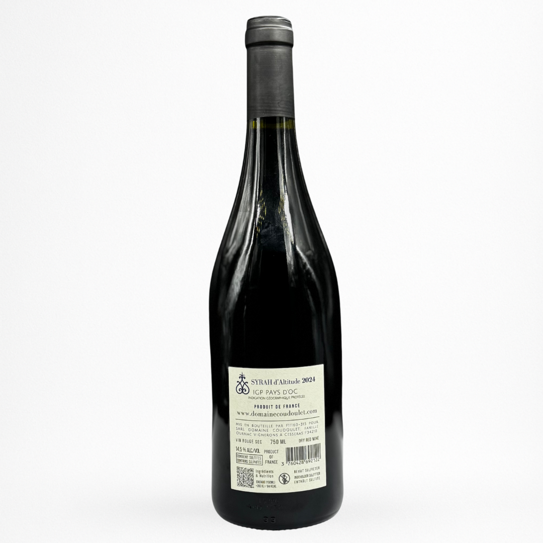 Bouteille de vin rouge Domaine Coudoulet Syrah d’Altitude 2024 (IGP Pays d’Oc) — packshot sur fond blanc, capsule grise, contre étiquette crème.